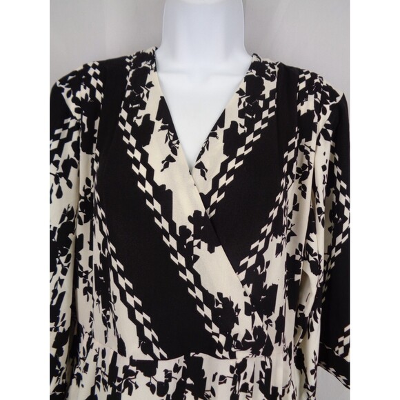 CAbi X Factory Mini Dress Size Small Black White Faux Wrap New - Picture 6 of 16